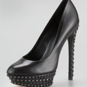 B Brian Atwood Finvarra Pump